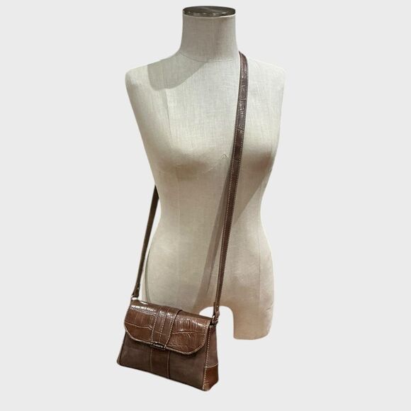 Liz Claiborne Vintage Crossbody Vegan Leather - Picture 10 of 12